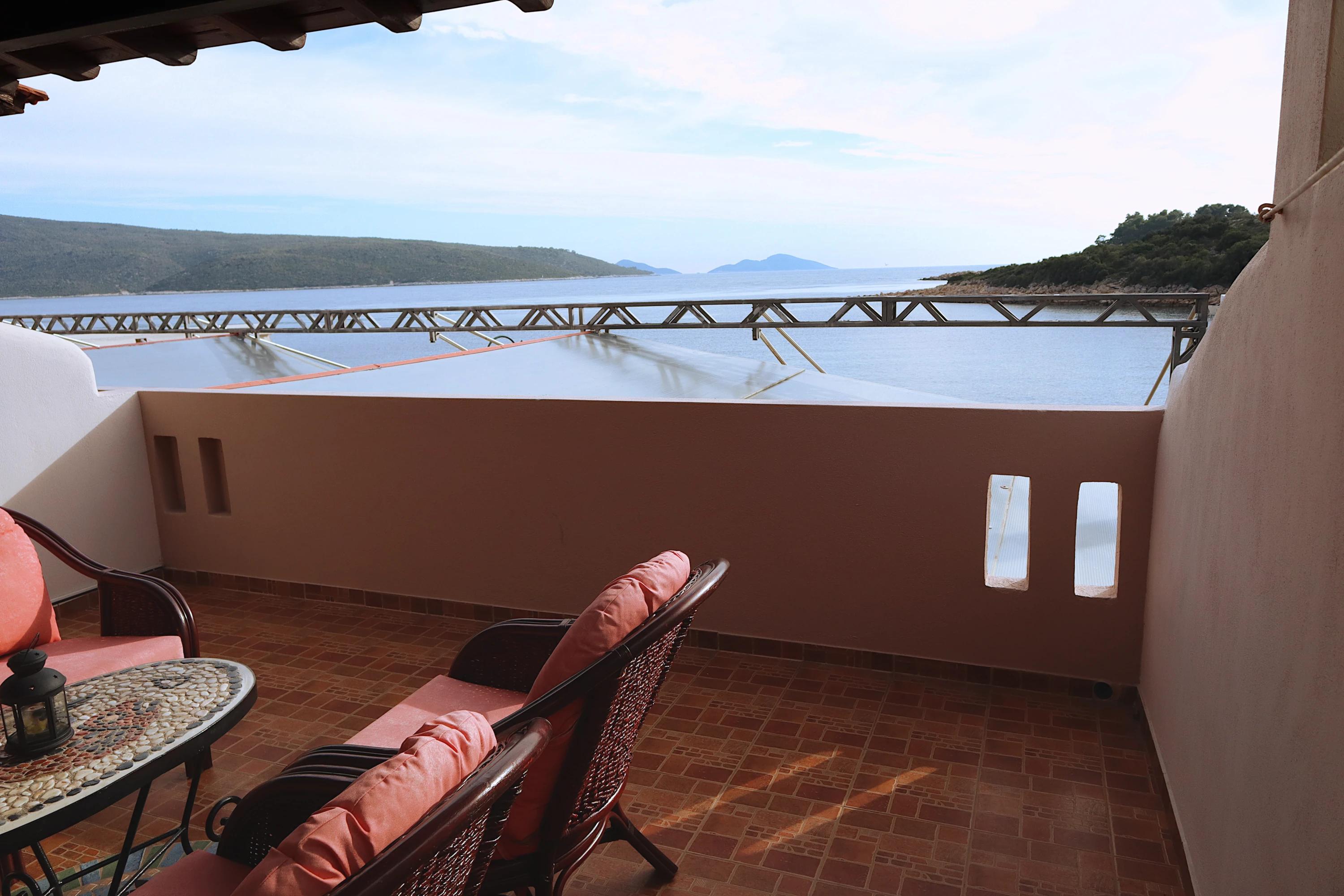 Grand Sea View Studio